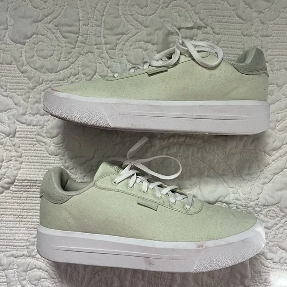 adidas gazelle silver green womens adidas Court Platform CLN Shoes Cloud White / Gold Metallic / Core Black –  Heppo.com main image 0
